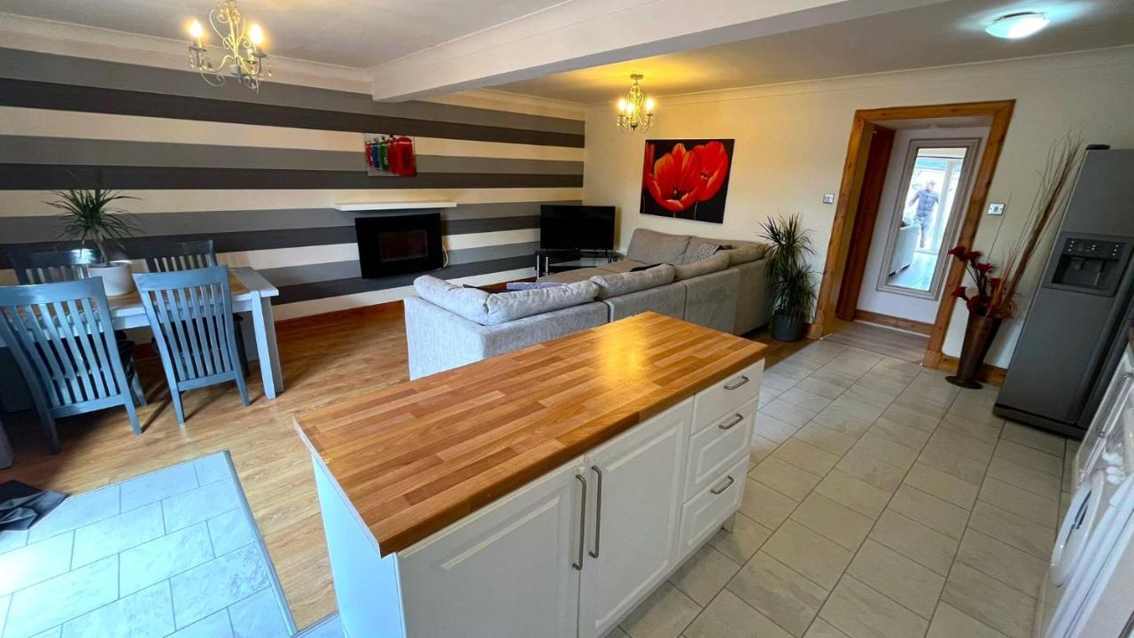 Elegant 2 Bedroom Chalet إدنبرة المظهر الخارجي الصورة