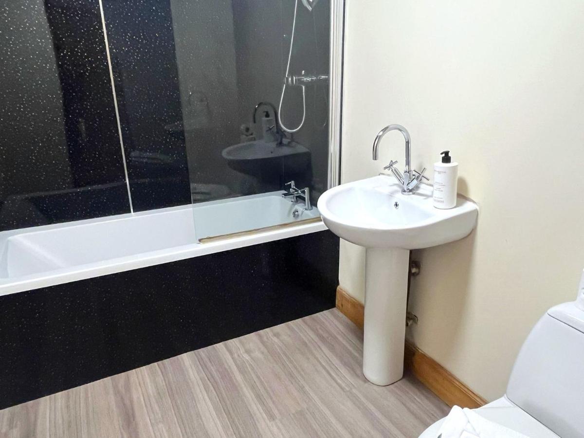 Elegant 2 Bedroom Chalet إدنبرة المظهر الخارجي الصورة